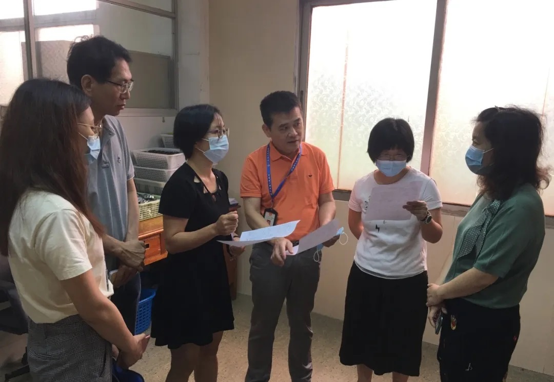 广州市海珠区市场羁系局专家一行到白云山js33333金沙线路检测公司举行计量检查指导