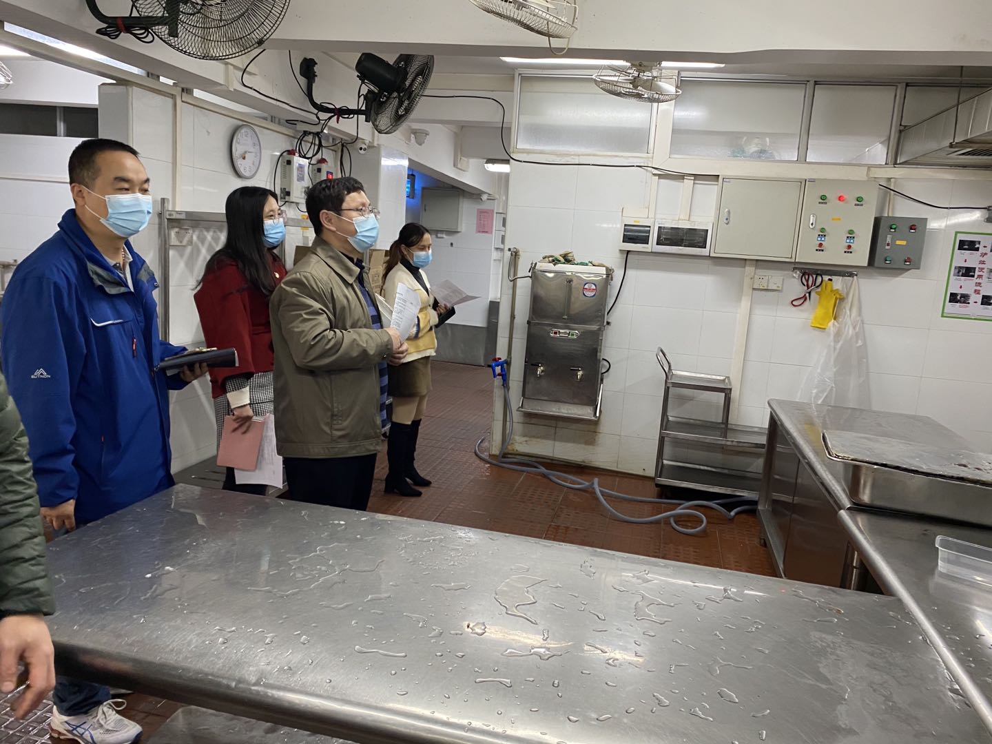 疫情防控做到位，，，，，，监视检查落实处 ----白云山js33333金沙线路检测公司开展疫情防控检查事情