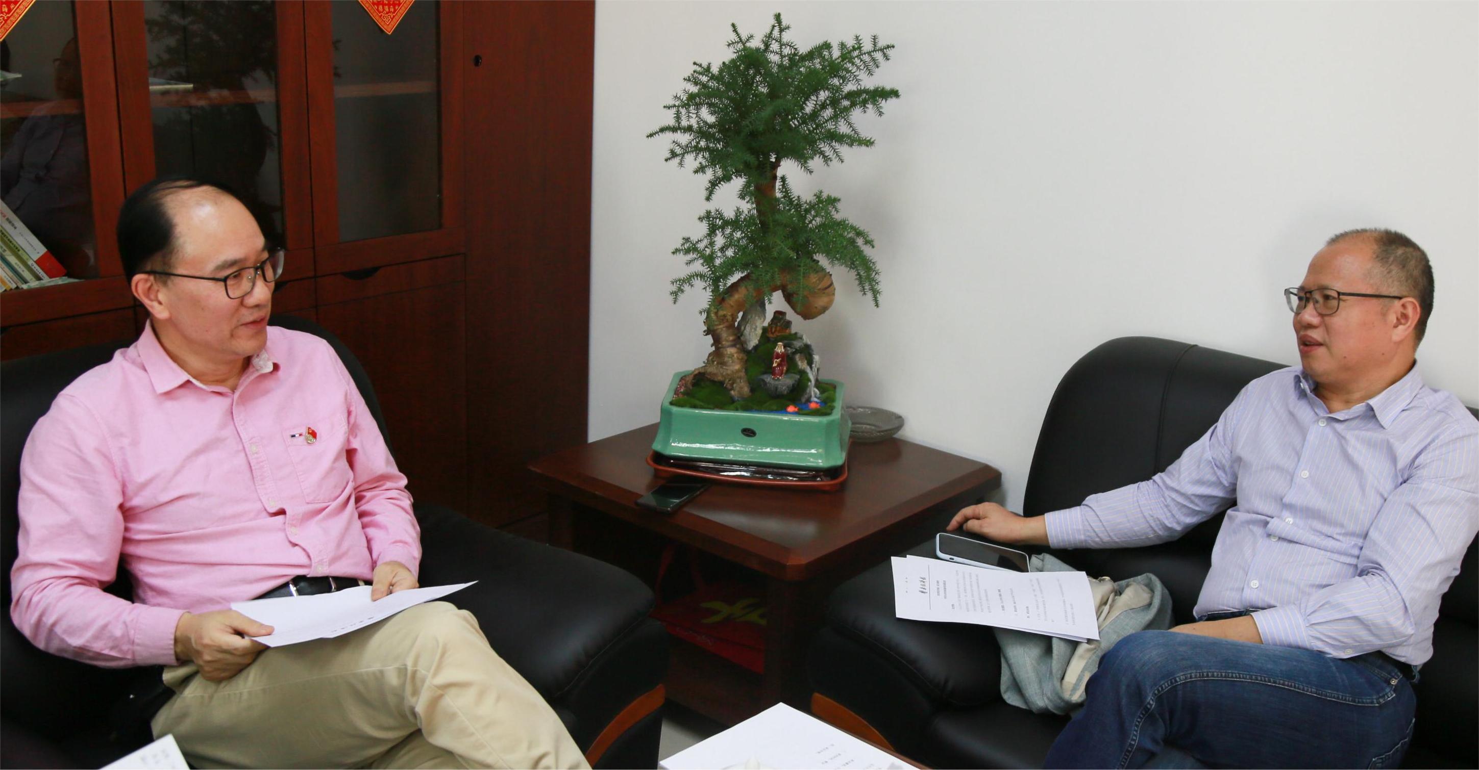 医药经济报专访白云山js33333金沙线路检测公司董事长裴泽建，，，，，，谈中药企业传承立异高质量生长